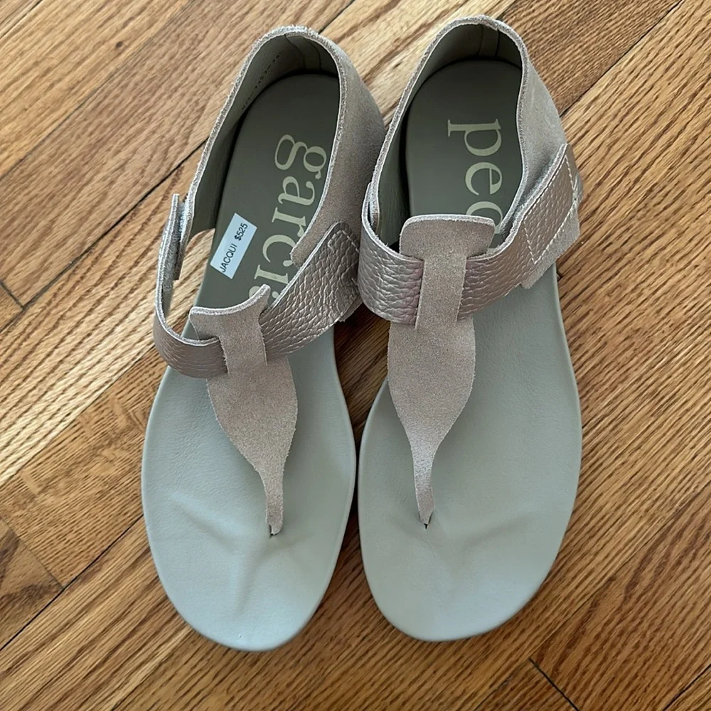 NWT - Pedro Garcia Jacqui Sandal Seasalt/white gold Sz 38.5 - Picture 4 of 8